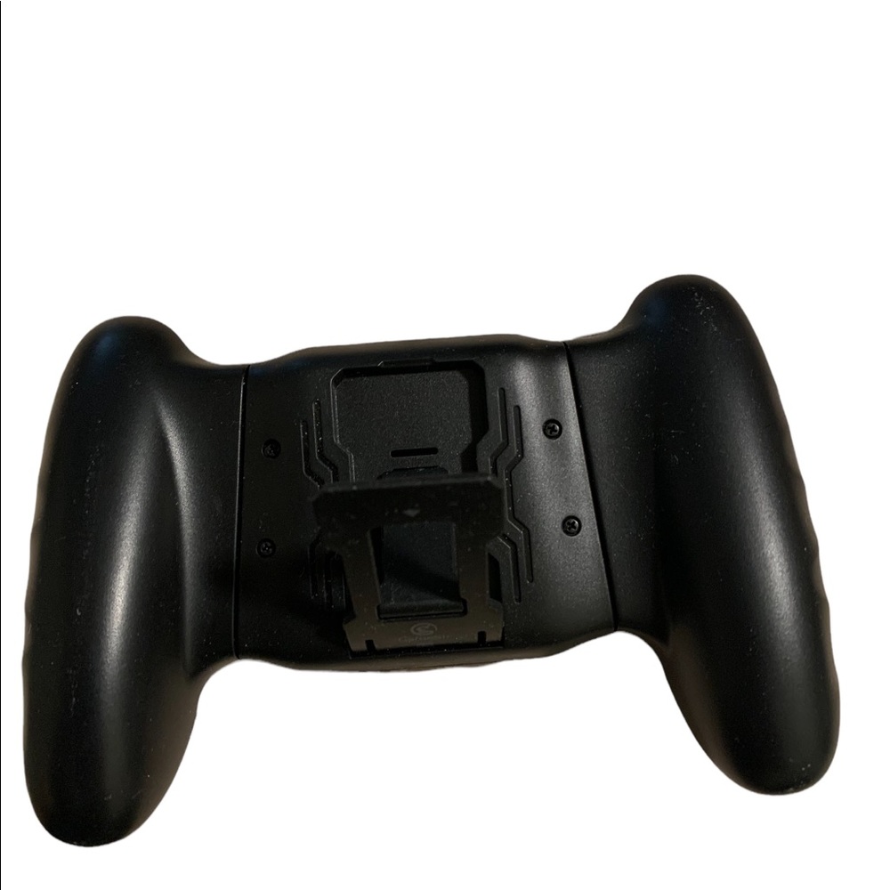 Mobile Gaming Controller - Picture 3 of 3